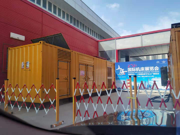 清徐发电车出租-发电机无电压或电压太低怎么办？